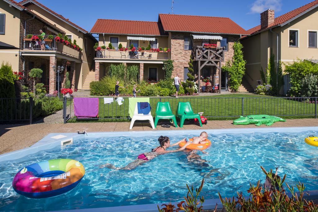 גרצי'יבובו Villa Mare Apartamenty מראה חיצוני תמונה